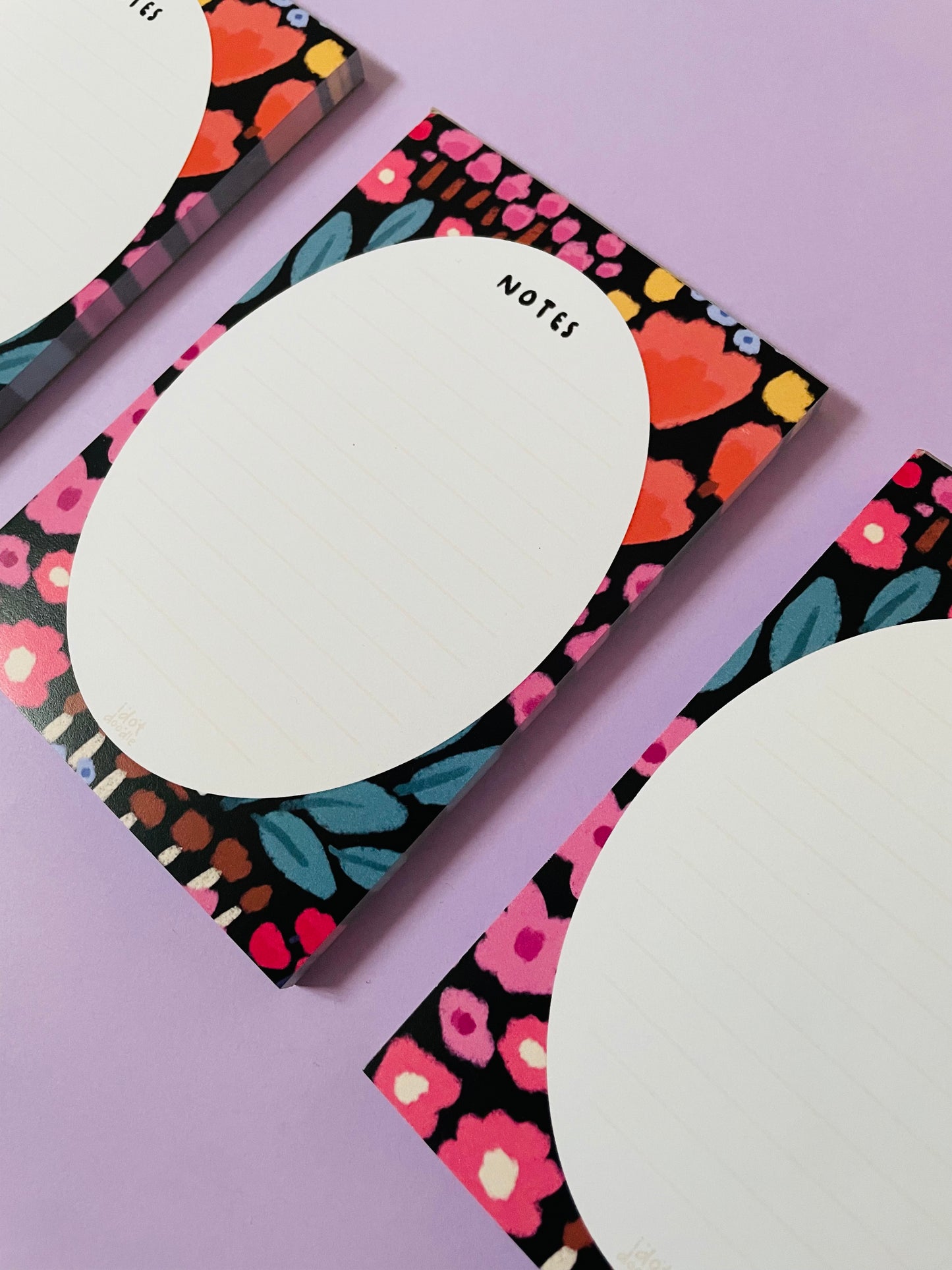 "Notes" Notepad